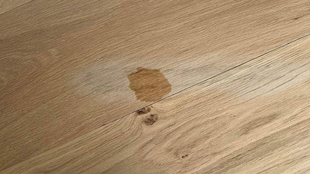 Algemene vlek geoliede vloer